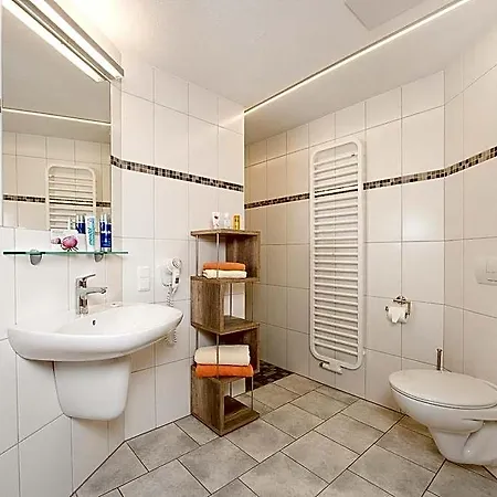Bernstein Hotel 3*