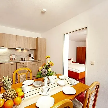 Bernstein Hotel 3*