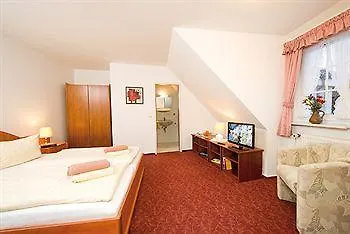 Bernstein Trassenheide