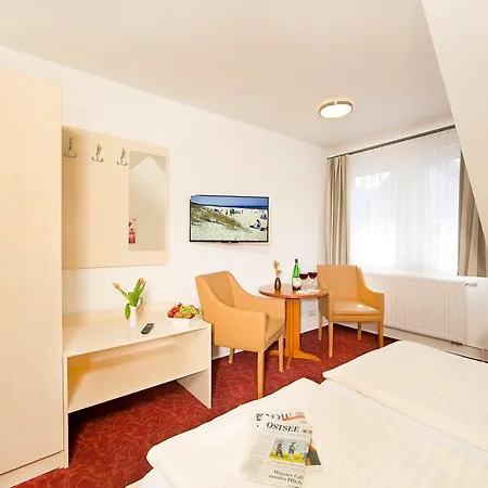 Bernstein Hotel 3*