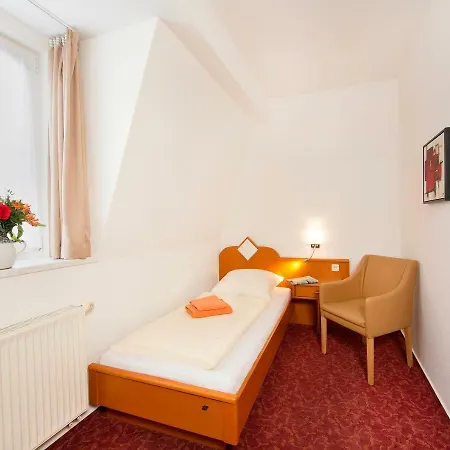 Bernstein Trassenheide