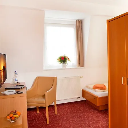 Bernstein Trassenheide